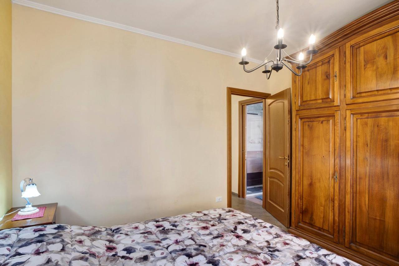 Casa Laura Elena Apartment San Bartolomeo Al Mare Exterior photo